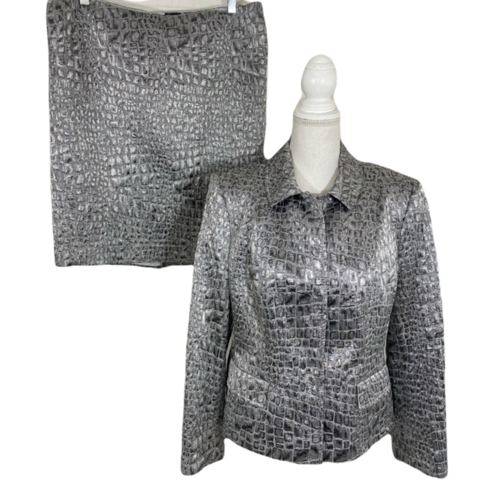 ALBERT NIPON - STUNNING TWO-PIECE SUIT - EXCELLENT CONDITION & QUALITY - B19